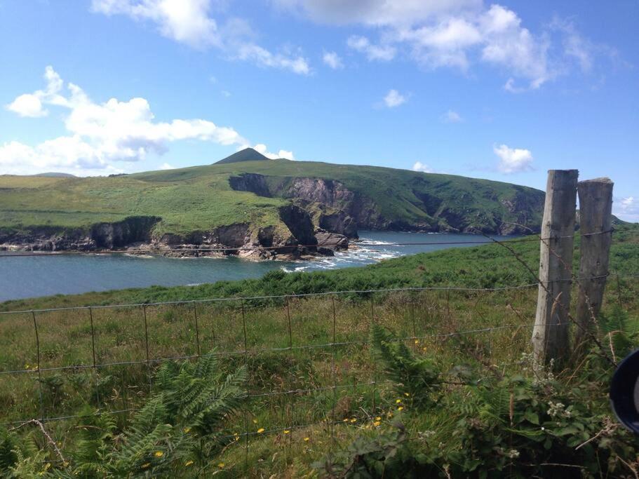 Cahirciveen Marina, Ring Of Kerry カアーサイビーン エクステリア 写真